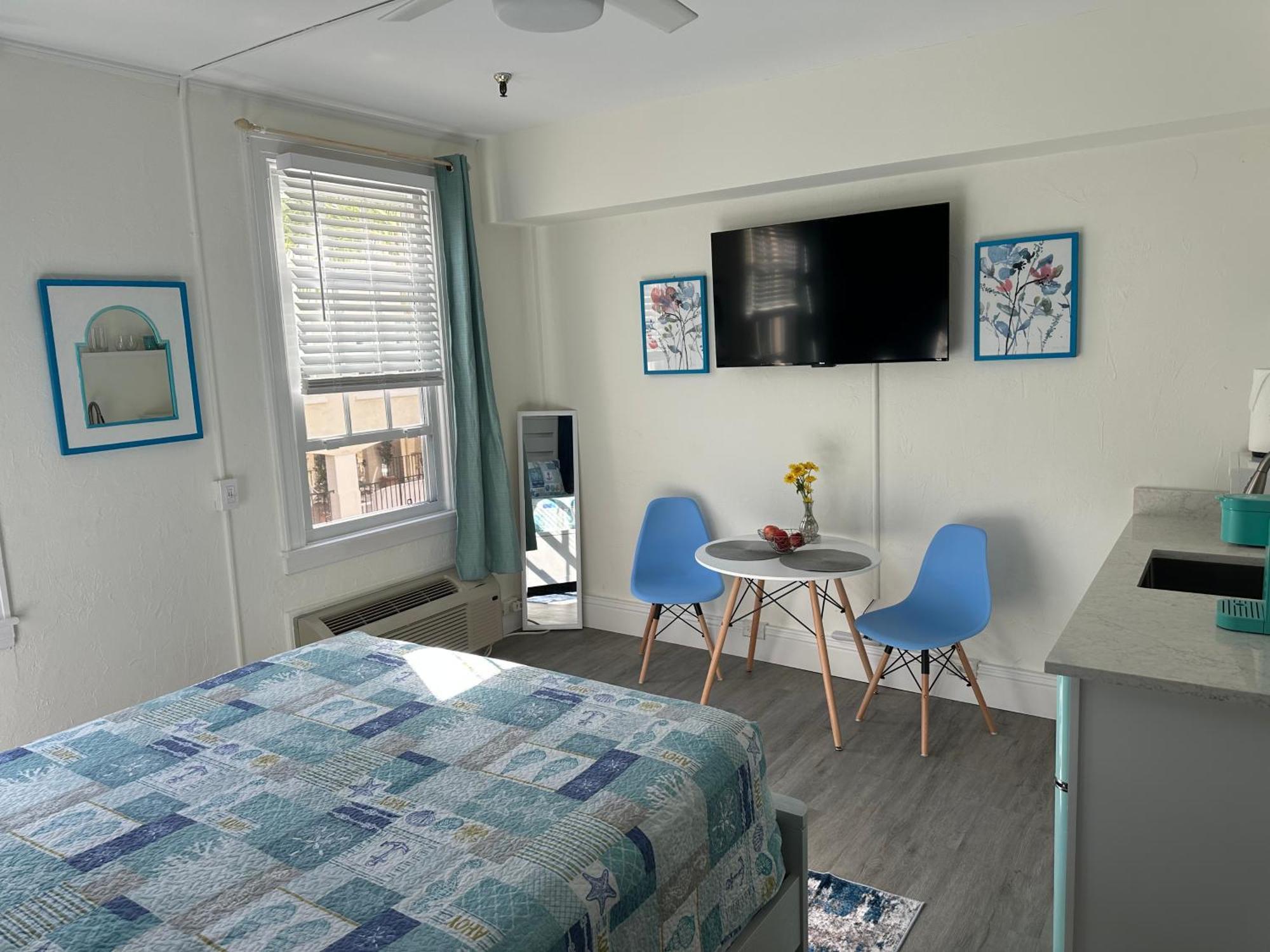 Cozy Studio In The Heart Of The Palm Beach Island - Free Valet Service Exterior foto